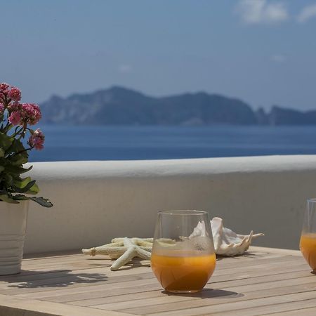 Maridea Casa Vacanza- Le Alcove Sul Mare Suites Ponza Luaran gambar