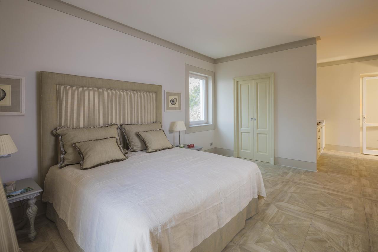 Maridea Casa Vacanza- Le Alcove Sul Mare Suites Ponza Luaran gambar