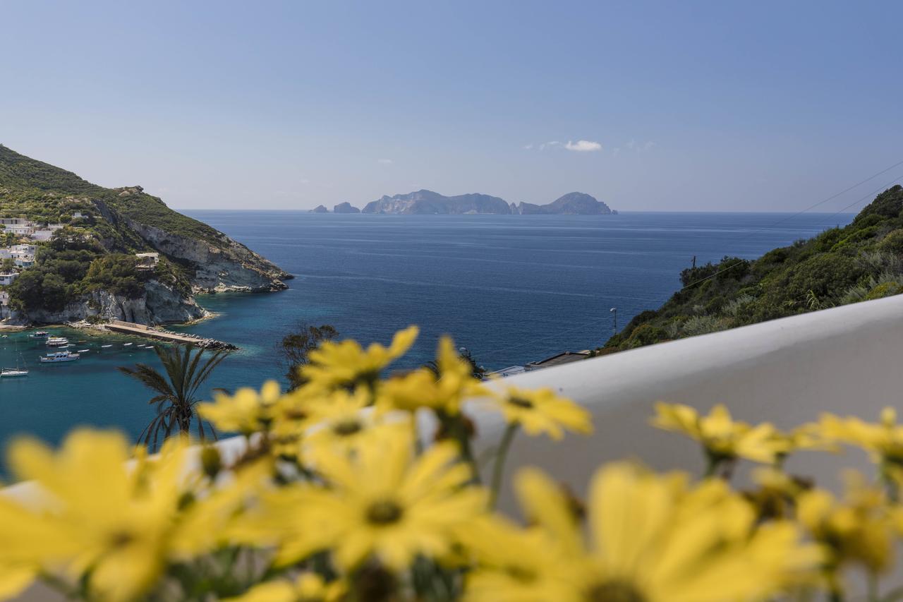 Maridea Casa Vacanza- Le Alcove Sul Mare Suites Ponza Luaran gambar