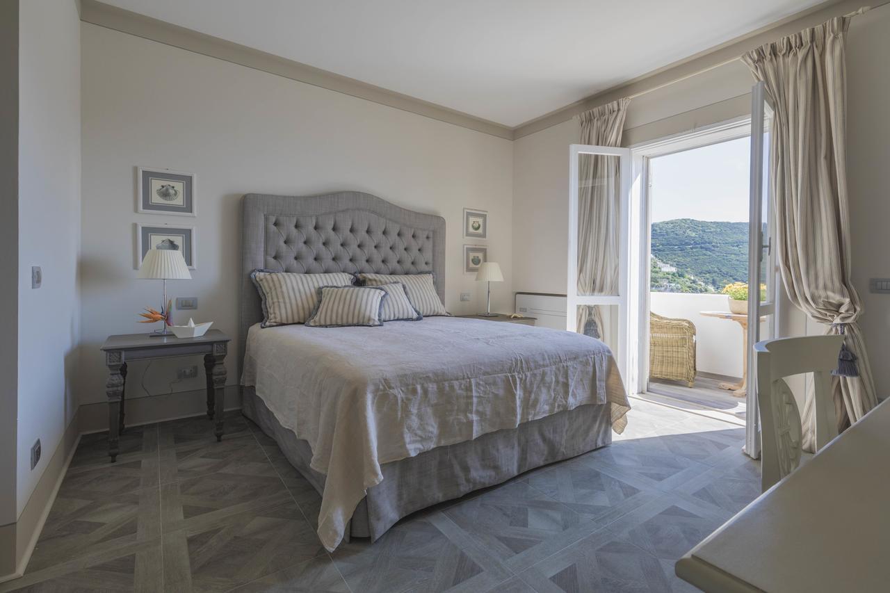 Maridea Casa Vacanza- Le Alcove Sul Mare Suites Ponza Luaran gambar